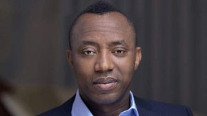 #RevolutionNow: Sahara Reporter publisher, Omoyele Sowore arrested/newsheadline247