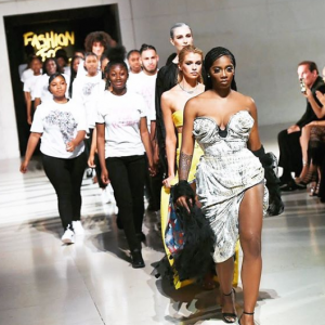 Tiwa Savage gaits runway for Naomi Campbell/newsheadline247.com